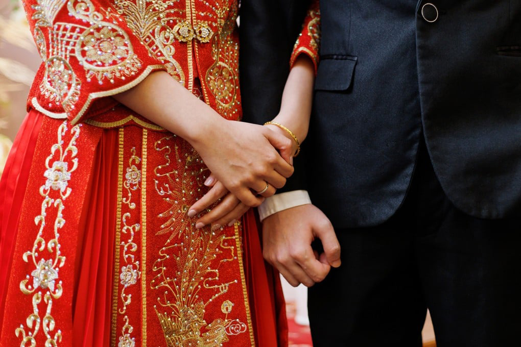 চীনের গ্রামে লিভ টুগেদার ও গর্ভধারণ নিয়ে ‘অদ্ভুত’ আইন জারি, সমালোচনার ঝড় - the Bengali Times চীনের গ্রামে লিভ টুগেদার ও গর্ভধারণ নিয়ে ‘অদ্ভুত’ আইন জারি, সমালোচনার ঝড় - the Bengali Times