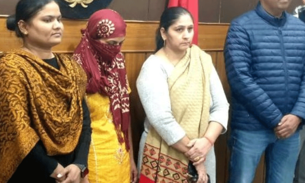 সৌন্দর্যের ঈর্ষায় দুই বছরে ৩ মেয়েশিশু হত্যা, দেখে ফেলায় রক্ষা পায়নি নিজ ছেলেও - the Bengali Times