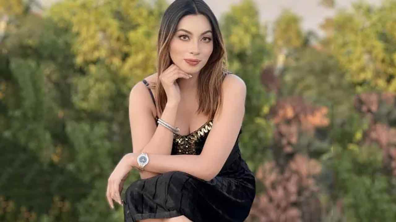 গণঅধিকার পরিষদে যোগ দিলেন মডেল মেঘনা আলম - the Bengali Times গণঅধিকার পরিষদে যোগ দিলেন মডেল মেঘনা আলম - the Bengali Times