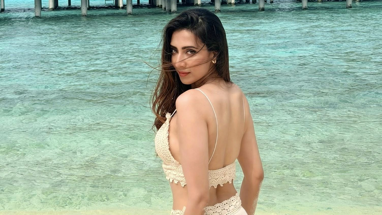 ‘শীত পালাবে তোমায় দেখে’ মিমের রূপে মুগ্ধ ভক্তরা - the Bengali Times