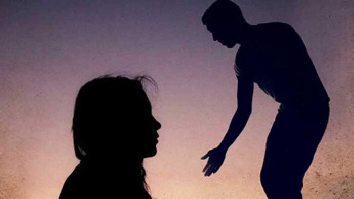 ‘অনৈতিক সম্পর্ক’ ফাঁস করায় নিজের কিশোরী মেয়েকে হত্যা করান বাবা— আসামির স্বীকারোক্তি - the Bengali Times ‘অনৈতিক সম্পর্ক’ ফাঁস করায় নিজের কিশোরী মেয়েকে হত্যা করান বাবা— আসামির স্বীকারোক্তি - the Bengali Times
