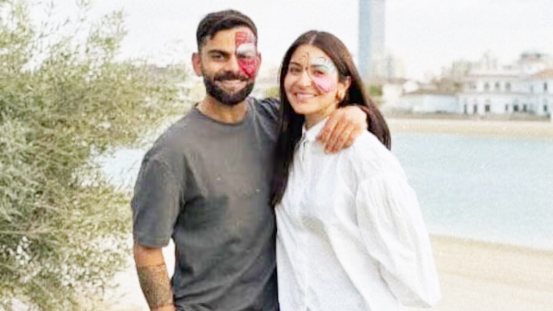 স্ত্রীর সঙ্গে আদুরে ছবি পোস্ট করে কী লিখলেন বিরাট কোহলি? - the Bengali Times