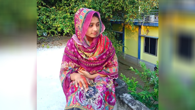 এবার দাদিকে হত্যার পর নাতনিকে ধর্ষণ, বিবস্ত্র লাশ মিলল ক্ষেতে - the Bengali Times এবার দাদিকে হত্যার পর নাতনিকে ধর্ষণ, বিবস্ত্র লাশ মিলল ক্ষেতে - the Bengali Times