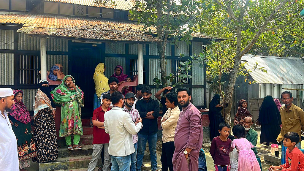 প্রেমের সম্পর্কে টানাপোড়েন, দেবরের পর ভাবির লাশ উদ্ধার - the Bengali Times প্রেমের সম্পর্কে টানাপোড়েন, দেবরের পর ভাবির লাশ উদ্ধার - the Bengali Times