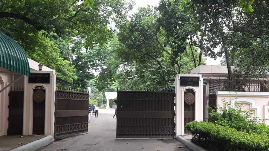 প্রধান উপদেষ্টার বাসভবন এলাকায় ১৪৪ ধারা জারি - the Bengali Times