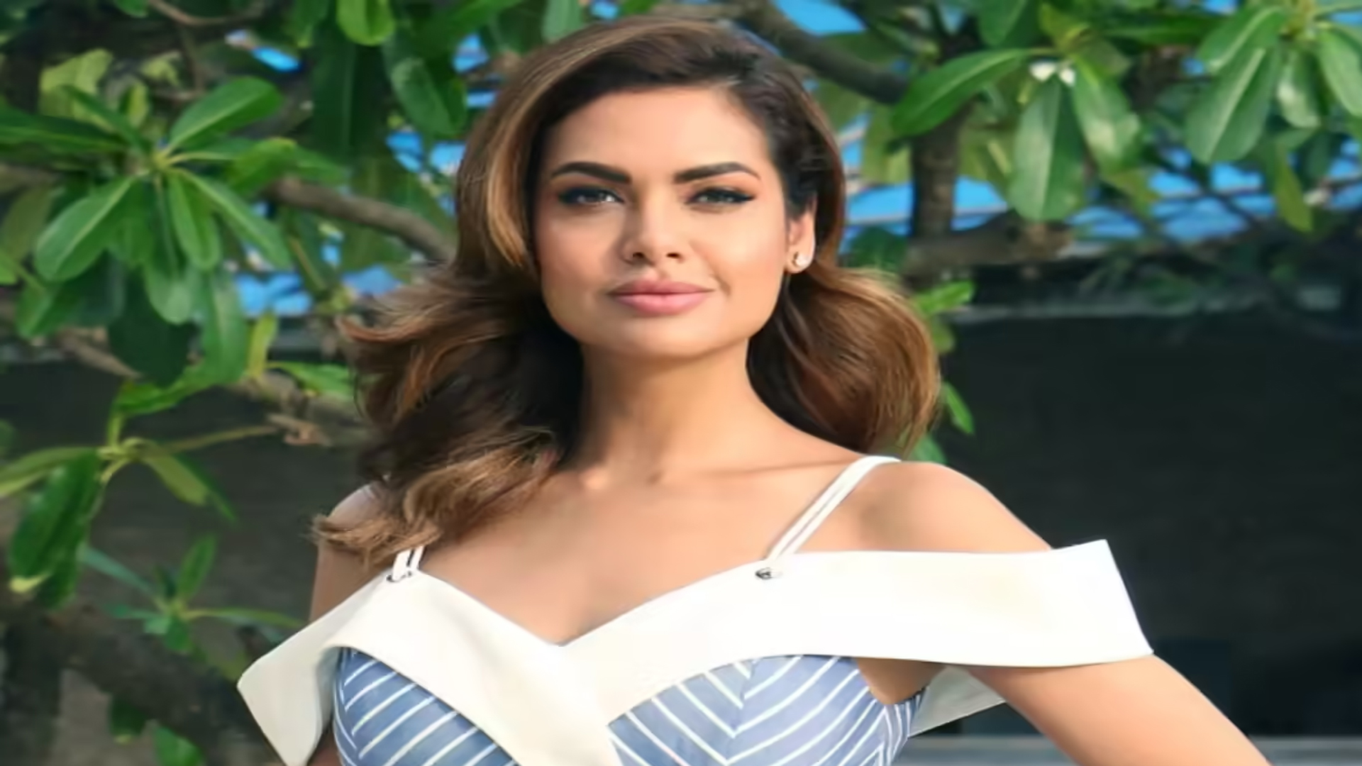 আবুধাবিতে আটকে পড়া এশা দেশে ফিরেই জানালেন ভয়াবহ অভিজ্ঞতা - the Bengali Times আবুধাবিতে আটকে পড়া এশা দেশে ফিরেই জানালেন ভয়াবহ অভিজ্ঞতা - the Bengali Times