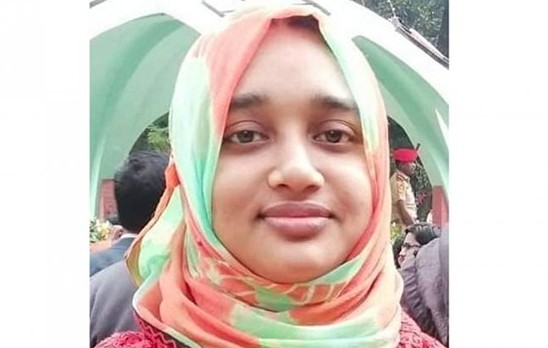 ইবি শিক্ষককে হত্যার পর কর্মচারীর আত্মহত্যাচেষ্টার অভিযোগ - the Bengali Times ইবি শিক্ষককে হত্যার পর কর্মচারীর আত্মহত্যাচেষ্টার অভিযোগ - the Bengali Times