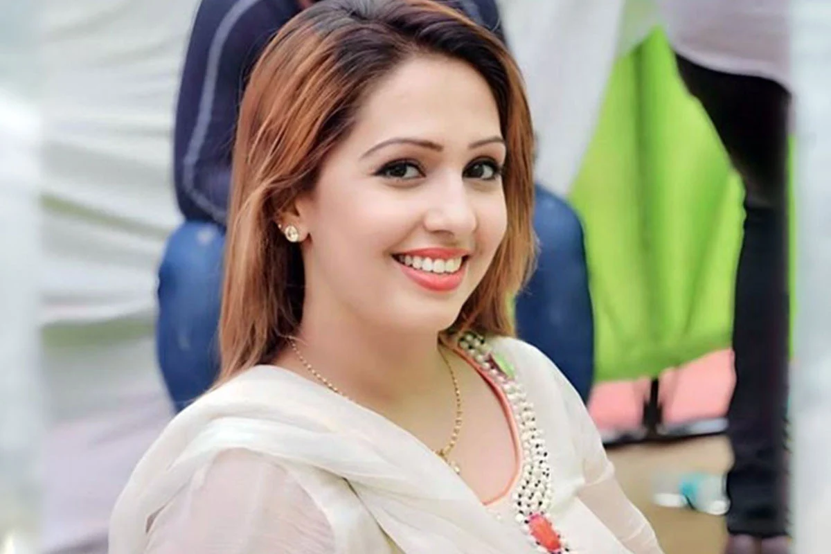 কানাডায় ভারতীয় বংশোদ্ভূত ইউটিউবার ন্যান্সি গ্রেওয়ালকে ছুরিকাঘাতে হত্যা - the Bengali Times কানাডায় ভারতীয় বংশোদ্ভূত ইউটিউবার ন্যান্সি গ্রেওয়ালকে ছুরিকাঘাতে হত্যা - the Bengali Times