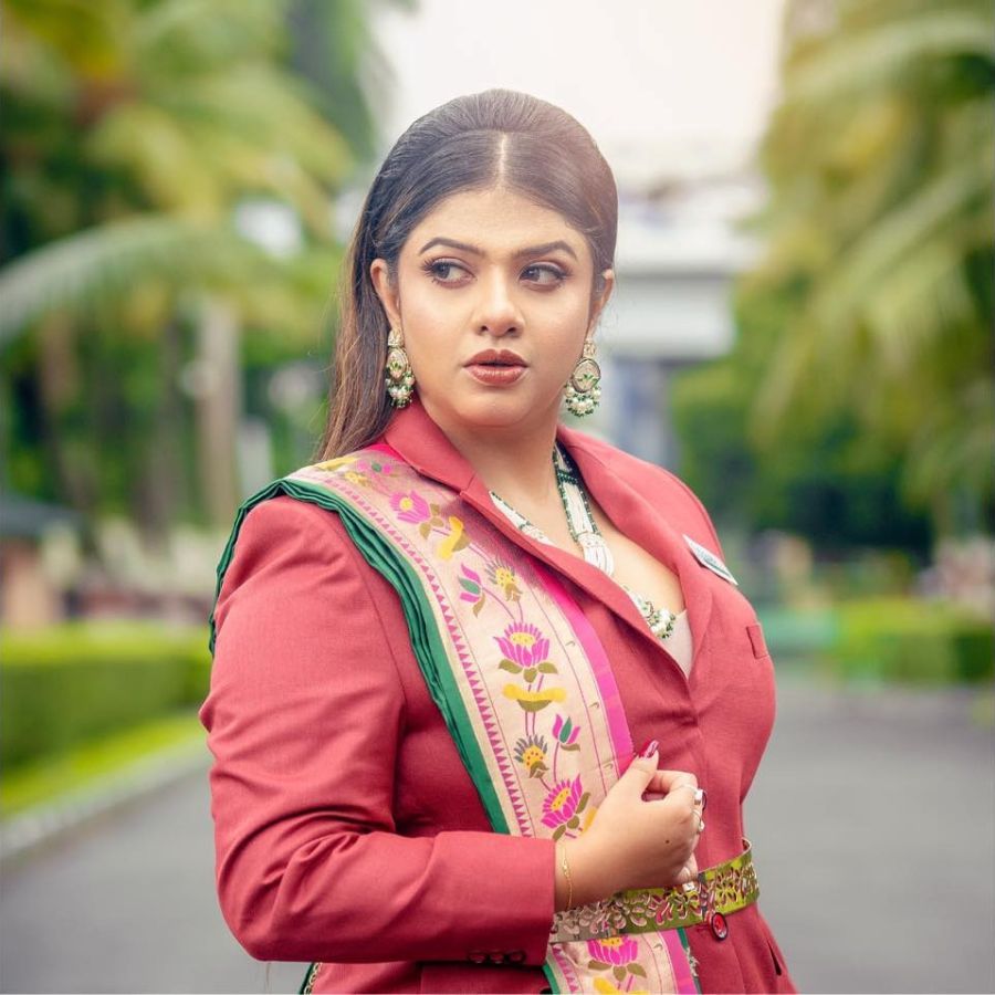 প্রাক্তন স্বামীর বিরুদ্ধে অভিনেত্রীর বিকৃত যৌনাচার, পরকীয়ার অভিযোগ - the Bengali Times