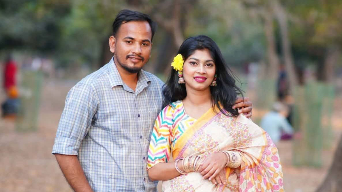 অবশেষে অনশনরত স্বামীর হাত ধরে ঘরে ফিরলেন সেই স্ত্রী - the Bengali Times