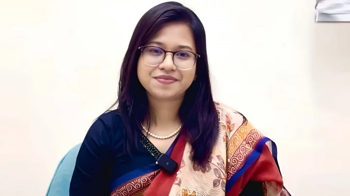 সংসদে যাওয়া হচ্ছে না সরকারি চাকরি ছেড়ে এনসিপিতে যোগ দেওয়া মনিরা শারমিনের - the Bengali Times সংসদে যাওয়া হচ্ছে না সরকারি চাকরি ছেড়ে এনসিপিতে যোগ দেওয়া মনিরা শারমিনের - the Bengali Times