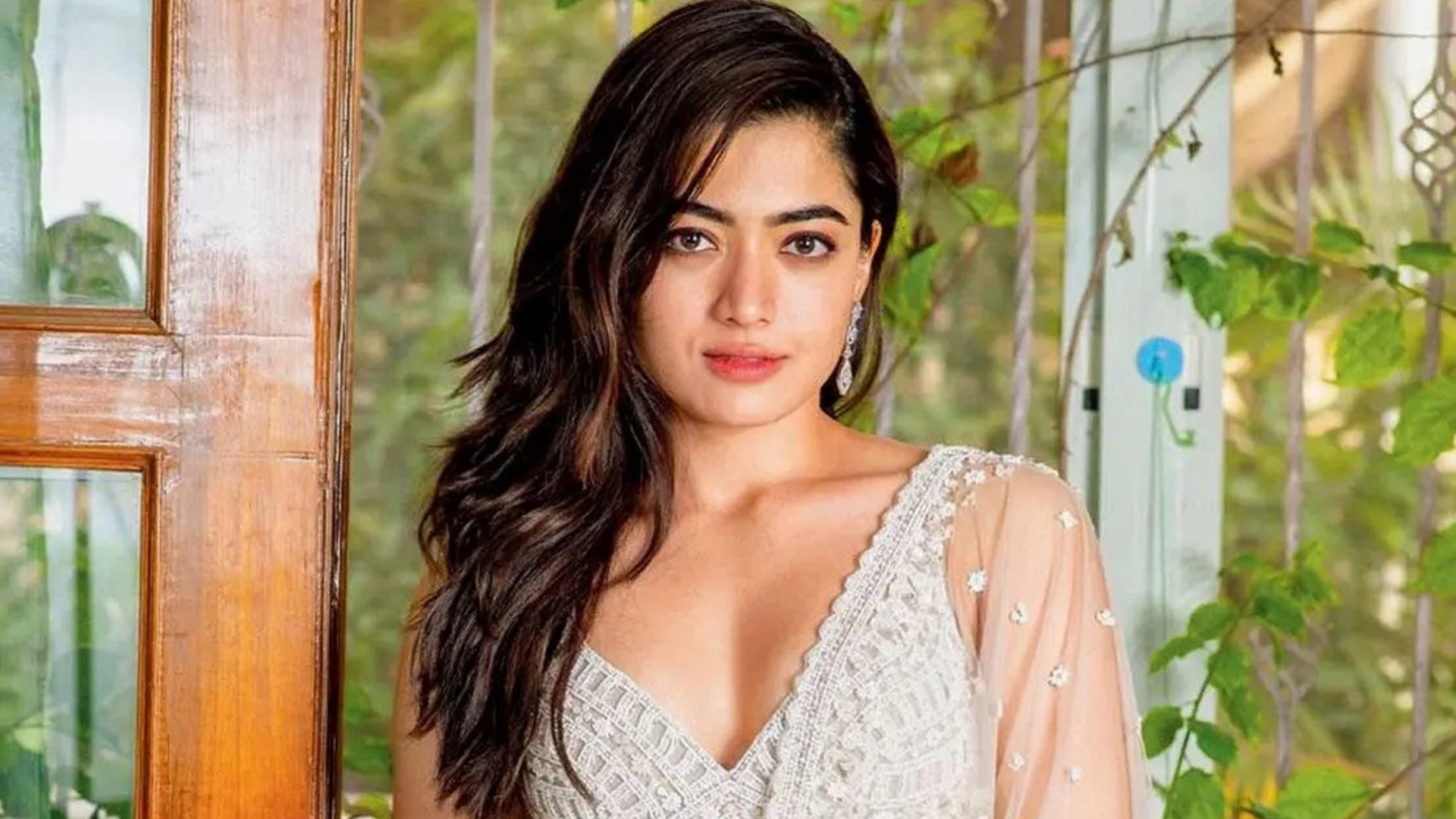 রাশমিকার রহস্যময় পোস্টে নেটদুনিয়ায় শোরগোল - the Bengali Times