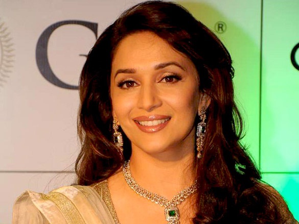 যাতায়াতের জন্য ট্যাক্সি ভাড়ার টাকাও ছিল না মাধুরীর - the Bengali Times যাতায়াতের জন্য ট্যাক্সি ভাড়ার টাকাও ছিল না মাধুরীর - the Bengali Times