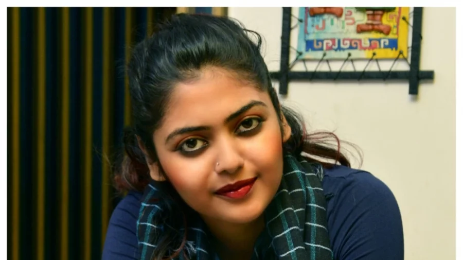 সায়নীর মাথার মূল্য ১ কোটি রুপি ঘোষণা - the Bengali Times সায়নীর মাথার মূল্য ১ কোটি রুপি ঘোষণা - the Bengali Times