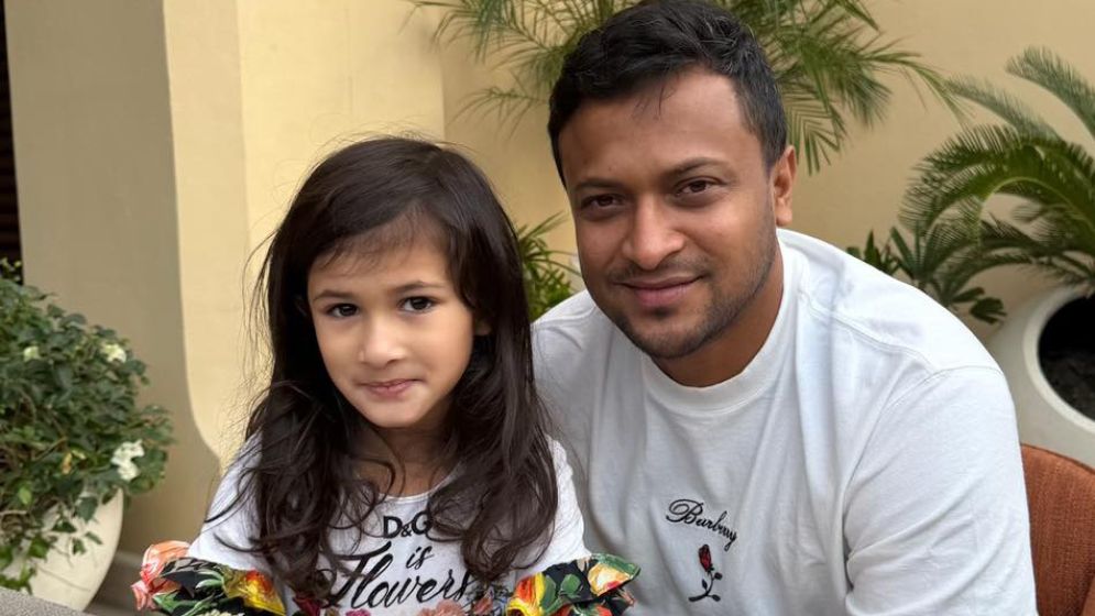 নিরাপত্তার নিশ্চয়তা পেলে দুদিনের মধ্যেই দেশে ফিরব - the Bengali Times নিরাপত্তার নিশ্চয়তা পেলে দুদিনের মধ্যেই দেশে ফিরব - the Bengali Times