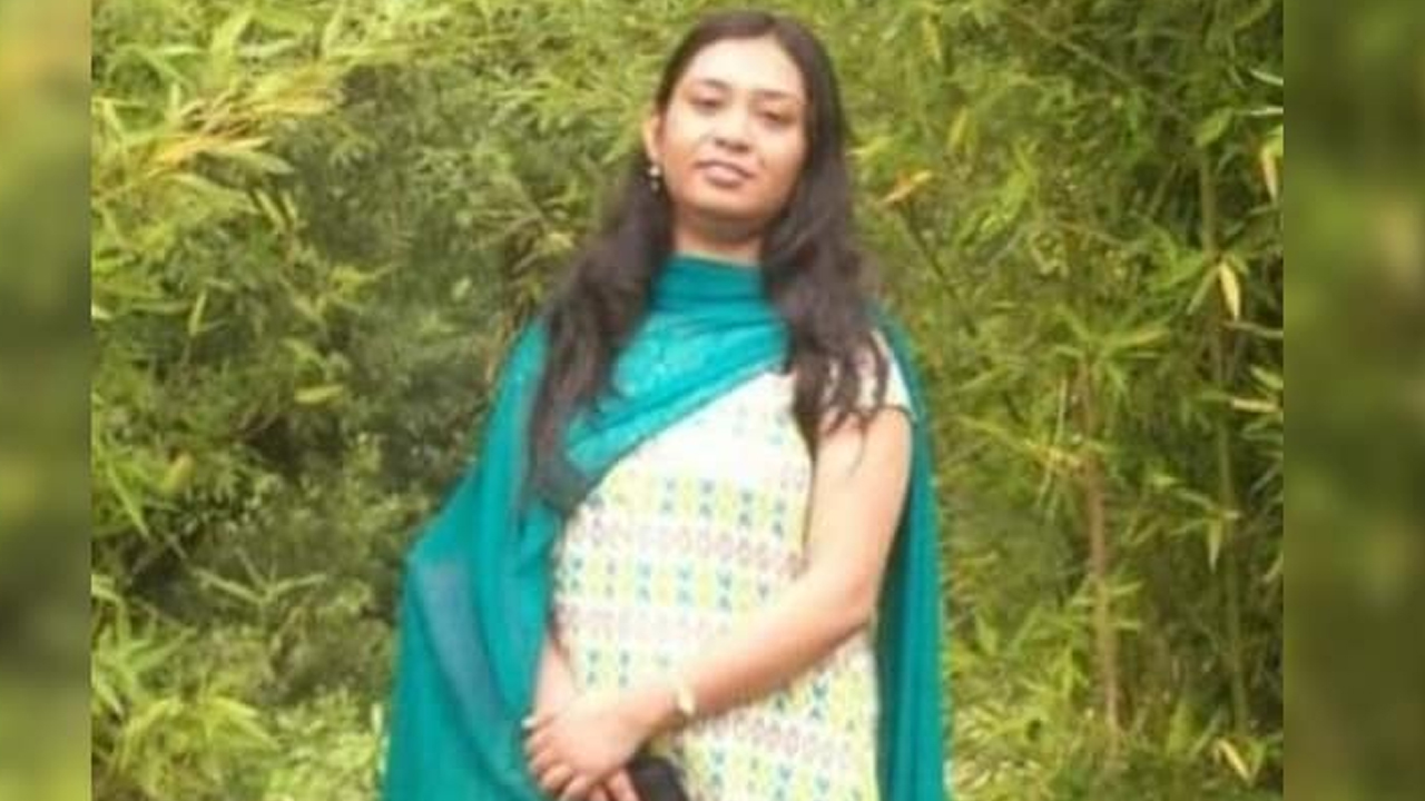 নিজ ফ্ল্যাটে খুন বিশ্ববিদ্যালয়ের অধ্যাপিকা, রহস্য ঘনীভূত - the Bengali Times নিজ ফ্ল্যাটে খুন বিশ্ববিদ্যালয়ের অধ্যাপিকা, রহস্য ঘনীভূত - the Bengali Times