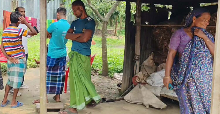 স্ত্রী পালালেন প্রেমিকের সঙ্গে, সেই প্রেমিকের স্ত্রীকে বিয়ে করলেন ভুক্তভোগী স্বামী! - the Bengali Times