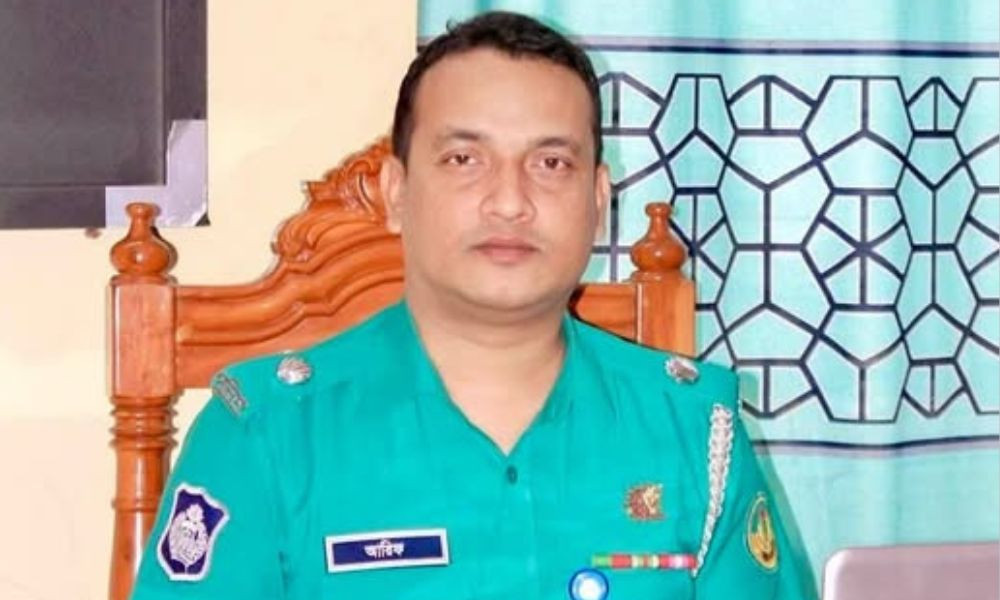 একাধিক নারীর সঙ্গে অনৈতিক সম্পর্ক পুলিশ কর্মকর্তার, বিচার দাবি স্ত্রীর - the Bengali Times একাধিক নারীর সঙ্গে অনৈতিক সম্পর্ক পুলিশ কর্মকর্তার, বিচার দাবি স্ত্রীর - the Bengali Times