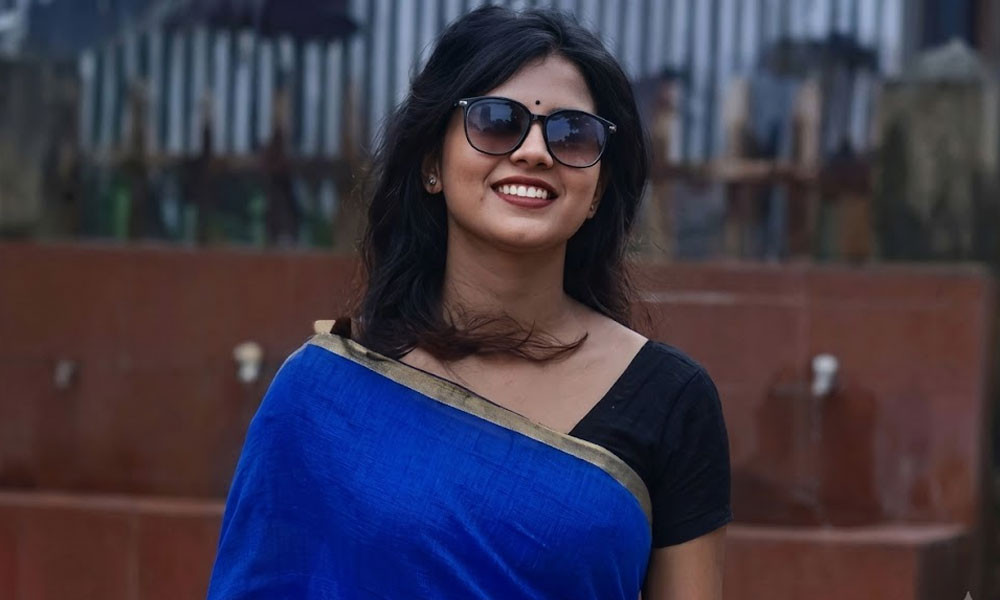 গানে গানে বিউটি রাণীর পাশে দেশের শিক্ষকরা - the Bengali Times গানে গানে বিউটি রাণীর পাশে দেশের শিক্ষকরা - the Bengali Times