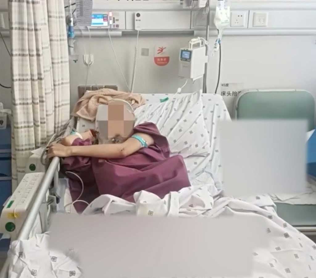 প্রেমিকের সঙ্গে ঝগড়ার পর ১৮ তলা থেকে লাফ, অলৌকিকভাবে বেঁচে গেলেন তরুণী - the Bengali Times প্রেমিকের সঙ্গে ঝগড়ার পর ১৮ তলা থেকে লাফ, অলৌকিকভাবে বেঁচে গেলেন তরুণী - the Bengali Times