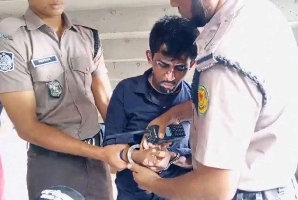 মেট্রো স্টেশনে গোপনে দুই তরুণীর ভিডিও ধারণের অভিযোগে যুবক আটক - the Bengali Times