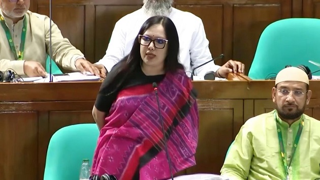 দুষ্ট লোকেরা বলে ‘টুকু আসে টুকু যায়’ : রুমিন ফারহানা - the Bengali Times দুষ্ট লোকেরা বলে ‘টুকু আসে টুকু যায়’ : রুমিন ফারহানা - the Bengali Times