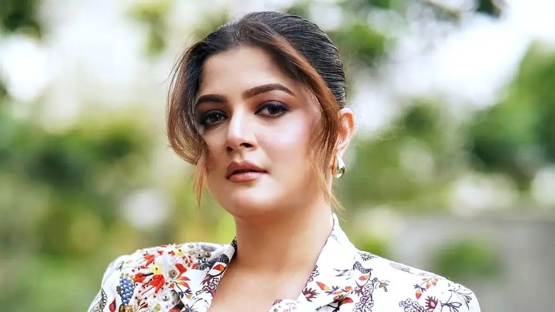 মনে হয়েছে, নিজেকে শেষ করে দেই : শ্রাবন্তী - the Bengali Times মনে হয়েছে, নিজেকে শেষ করে দেই : শ্রাবন্তী - the Bengali Times