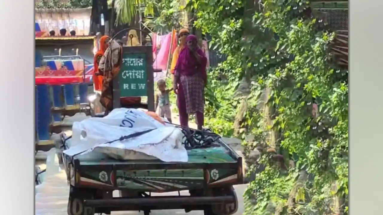 পরকীয়া সম্পর্কের জেরে হত্যার সন্দেহ, প্রেমিকের ভাড়া বাসায় মিলল স্বামীর বস্তাবন্দি মরদেহ - the Bengali Times পরকীয়া সম্পর্কের জেরে হত্যার সন্দেহ, প্রেমিকের ভাড়া বাসায় মিলল স্বামীর বস্তাবন্দি মরদেহ - the Bengali Times