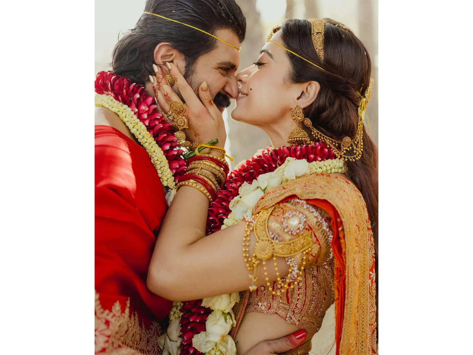 সম্পর্ক টিকিয়ে রাখতে দিনে ১০-১৫ বার ‘আই লাভ ইউ’ বলেন রশ্মিকা - the Bengali Times