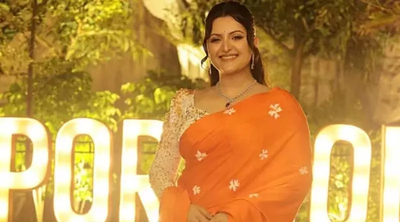 একজন চট্টগ্রাম থেকে বিমানে করে শিউলি ফুল পাঠিয়েছে : পরীমনি - the Bengali Times